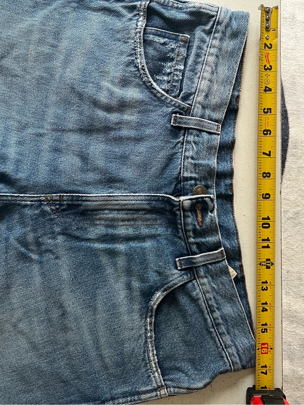Gucci Light Wash Raw Hem Denim Jeans - Picture 11 of 14
